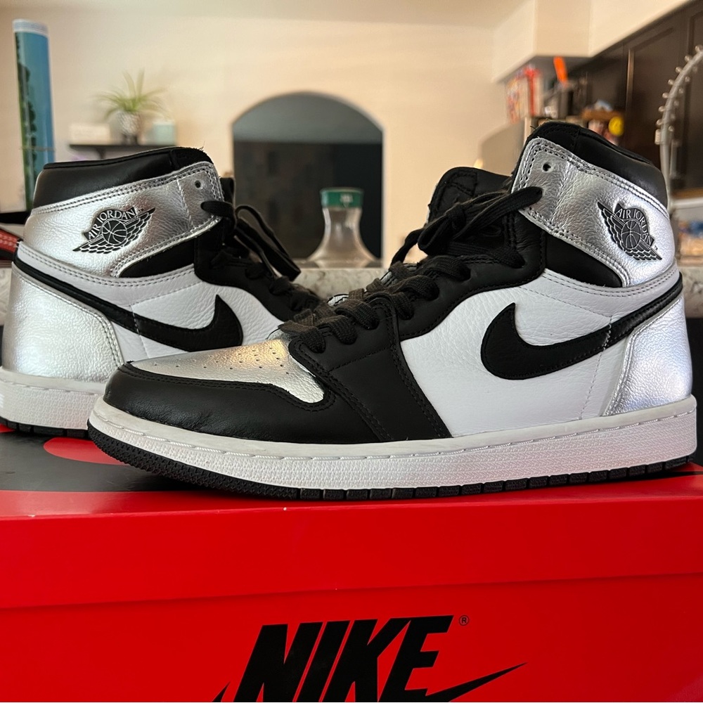 Silver toe Jordan 1 (women)
